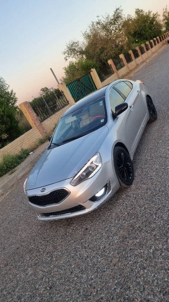 كيا كدنزا 2014
محرك v6 3500 شرط لاصوت ولا بخار ولا رواجز
لايتات زنون
رقم اربيل جديد 2030
كير اوتو وعادي وشفتات كير بالاستيرن
مرايات شفط
كشن كهربائي
برده خلفيه كهربائيه شاشة وكامرا 
صبغ عام بدون لا كص ولا دواخل تكم السقف مو بانوراما ستيكر اسود للجماليه  للبيع فقط سعر 97 بي مجال بسيط مكاني كركوك شراي اتصل***********وتدلل كركوك, العراق
