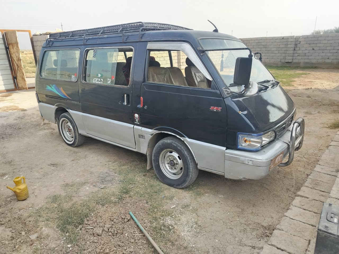 السلام عليكم كيا بستا للبيع موديل 95 رقم بغداد رقم احمر مطلوبة 680الف كير ومحرك نضيفات وشاصي معمر السعر 27/  ***********
