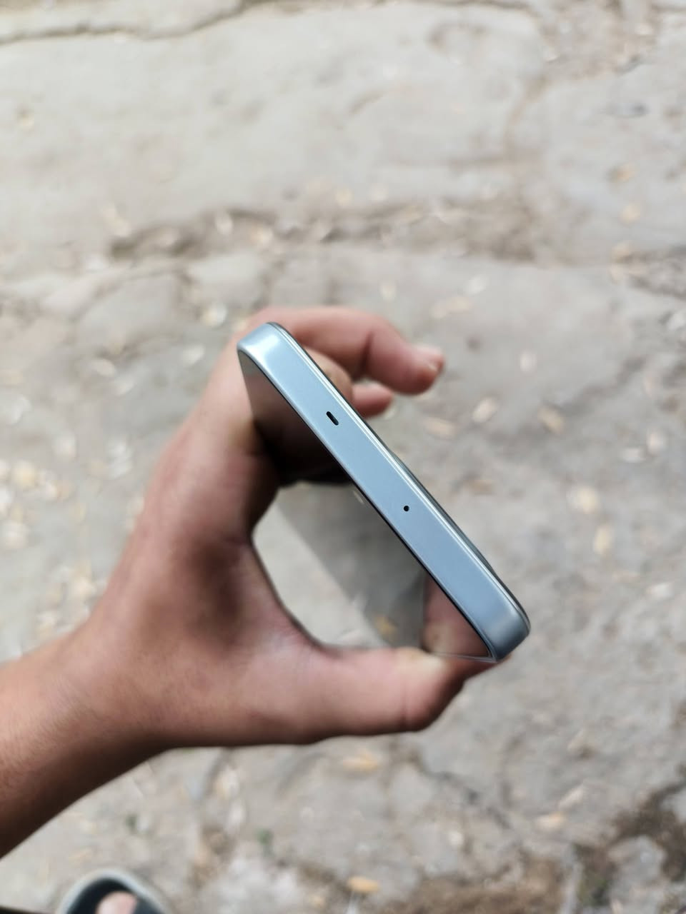 سلام عليكم تكنو بوڤا 7 /5جي 

ذاكرة 256 رام 8+8 نضافة 97/100 

ببجي 90 فريم بطارية 6000  شحن 70 واط 

صوت ستيريو شاشة 144 بصمة جانبية جهاز مكفول 

ملحقات فقط كفر وكارتون جهاز استخدام أقل الشهر 

سعره 265 وبي مجال للطيبين مكان نجف


**إذا كنت صاحب هذا الإعلان وتريد حذفه لأي سبب، رجاءا أرسل رسالة إلى الدعم الفني**