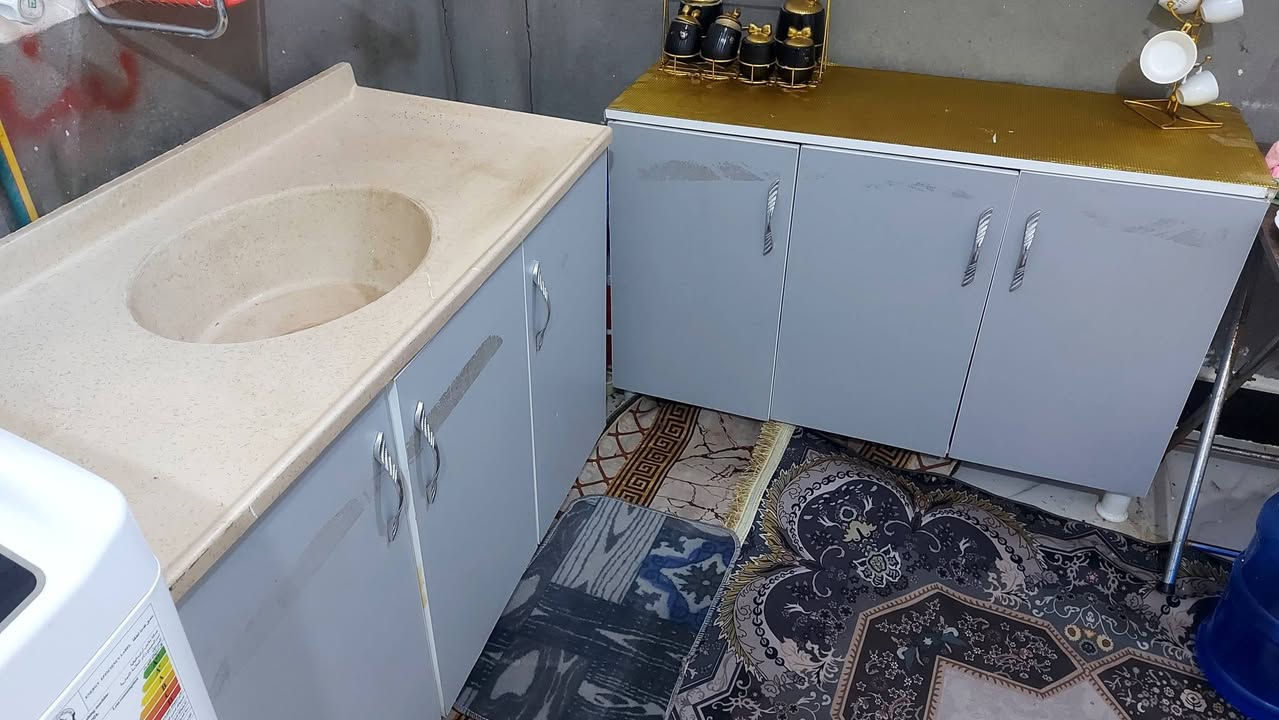 سلام عليكم كاونتر للبيع كامل مع الملحق والسنكي مالته جديد بعده
مستعمل قليل للتواصل والاستفسار ابو احمد ***********
