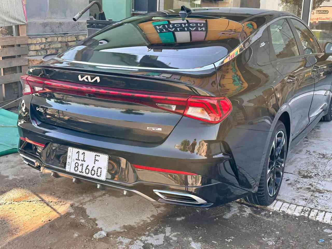 ‏  K5 جيتي لاين 
موديل 2023
 محرك 1600 تيربو 
مواصفات GT LlNE
اللون اسود
 

بصمه
شحن هاتف لاسلكي 
قياده ذاتيه ؏ الخطوط السريعه
هاند بريك بصمه 
مثبت سرعه 
نضام ABS
مانع انزلاق
بك لايت ليد
شاشة
كامره دواره
شاشه اعطال
ويل كورم لونين
رادار جانبيه
اشاير بالمري 
كشنات جلد 
مقعد للسائق قابل للتعديل كهربائياً
لايتات ‏4 عدسات 
نضام قياده أيكو + سبورت +سمارت +نورمال
بلوتوث + aux + usb
فول تحكم ستيرن
كير أوتو + عادي
ئوتو بريك 
ستيرن حرف D  
التشغيل عن بعد 
‏OUTO HOLD
لاسلكي Android Auto 
السعر 185
السياره وارد امريكي
بدون صبغ بدون تبديل
حادثها بالصور بالمنشور
برغي ممفتوح بالبدي مالتها
كير محرك تبريد ع وضع الشركه
ماشيه ٢٥ الف ميل
اتصال ***********
اتصال ***********
