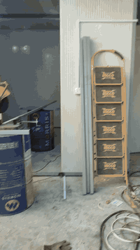 حداد متجول بغداد حي الجهاد والمناطق المجاورة تصليح جميع الابواب والشبابيك القديمة  وتفصيل جميع الابواب والشبابيك الجديدة قمريات كيربي وغرف سندويش بنل وعمل قواطع بلايود خشب وقواطع بلاستك مزجج شفاف ابيض عمل ميز مبردة وقفص مكيف ابو ياسر الحداد متوفر وات ساب وماسنجر ***********
