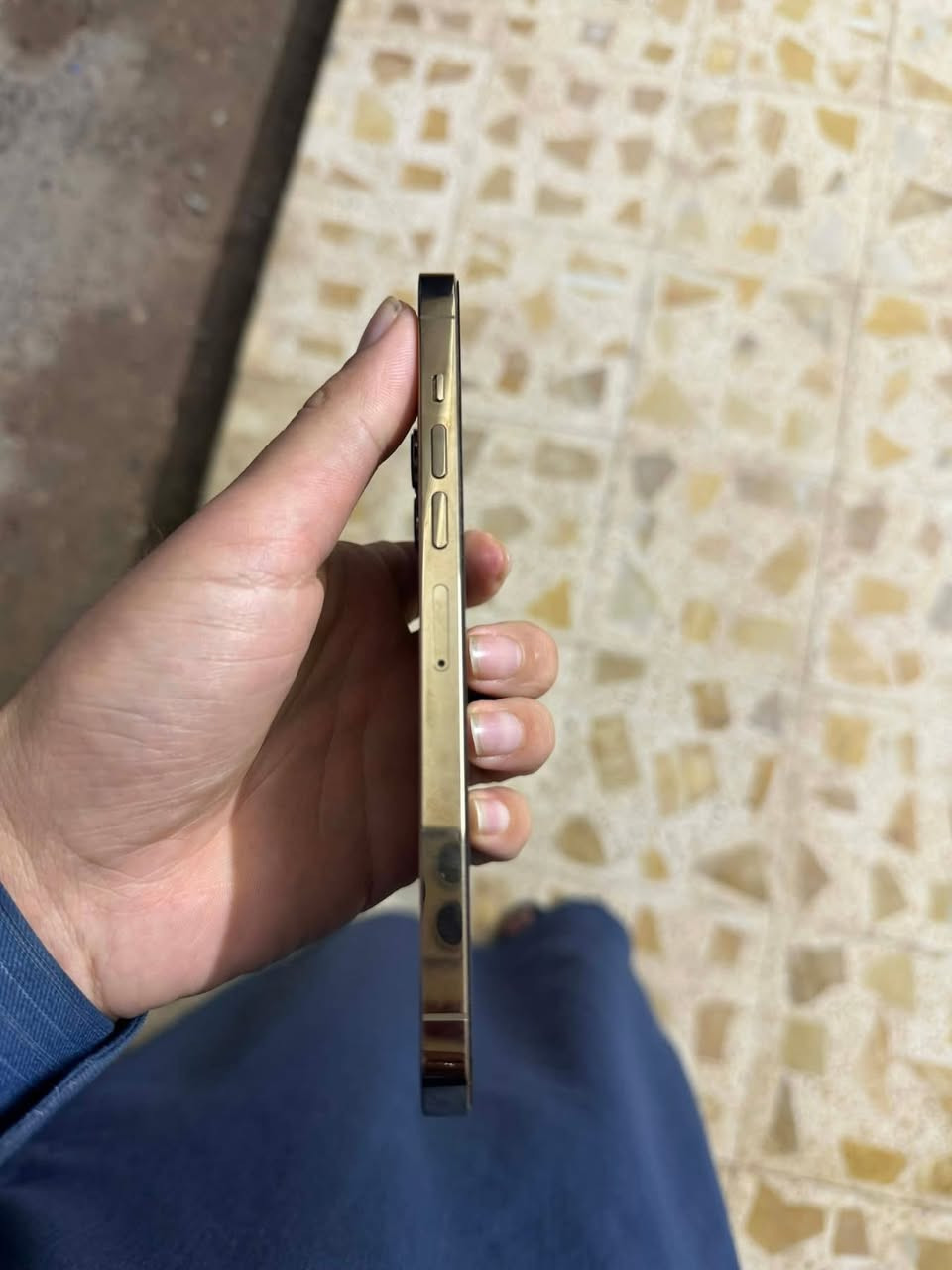 سلام عليكم شباب ايفون 13برو ماكس جهاز نضافه 100/100وتر ذاكره 256بطاريه 83
أمريكي 
المكان النجف


**إذا كنت صاحب هذا الإعلان وتريد حذفه لأي سبب، رجاءا أرسل رسالة إلى الدعم الفني**