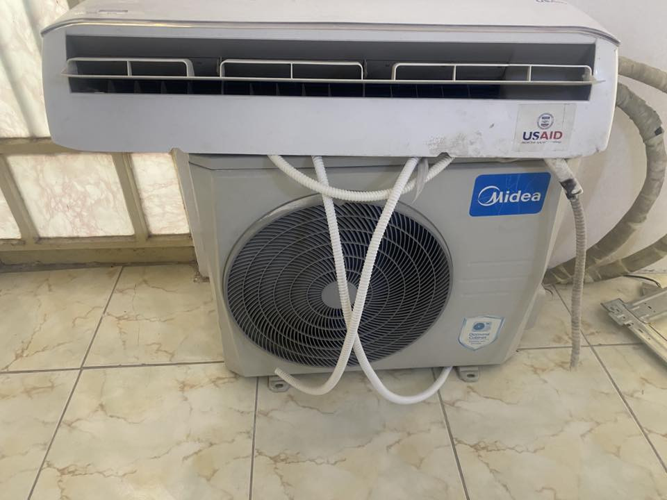 للبيع طنين ميدي مستعمل موسم واحد نطيف كلش السعر 500 حي سومر البنوك ‭0771 613 7975‬
