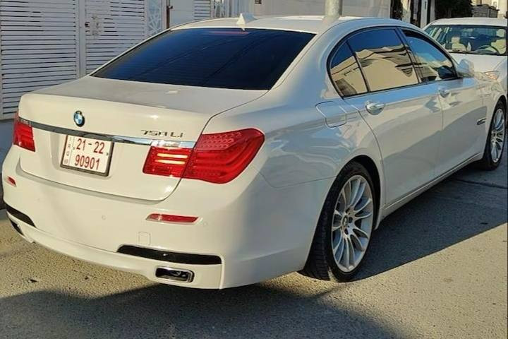 بی ئێم دەبلیو 2011 مواسەفات 750 
بێ ڕەقەم دوبەی -ادوات- 
سەیارەیکە فول فولە
دوچاملەغی پێشەوەی بۆیاغە بێ ناو گرتن  
زۆر زۆر پاک و بێ عەیبە 
هەموشت بەشەرت
  ماڵی دۆستە 
شوێن ڕانیە 

سـعـر : لە کۆمێنت داوابکە ڕاستەوخۆ بۆت دێت 📥 

گێر و مەکیەنەی بەشەرت 
هیچ کێشەیەکی تێدا نییە 

ژمارەی خاوەنی 
***********
***********
