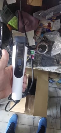 متوفر جميع انواع الشواحن لجميع انواع السيارات الكهربائية بأسعار تنافسي...