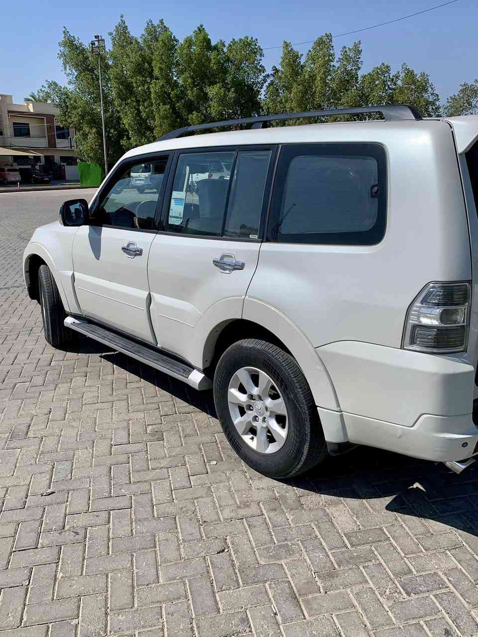 السلام عليكم اتصل على رقم الهاتف او واتساب ***********
تم تنزيل السعر لغرض البيع 

باجيرو 2011  حبتور  …GLS خليجي 

رقم بغداد خصوصي 

محرك 3500   v6  المرغوب 

ماشية ( 155  )  استخدام شخصي سيارة مال بيت….

———المواصفات———

فتحة سقف (سلايد)

3 قطع تبريد

سبعه راكب

كشاف + زراكات لايت

دمام خلفي

حساسات خلفيه

اشارات بالمري  +شفط ترحيبيه

جناح خلفي

كراسي جلد مال شركة

ثلاجه 

كراسي كهربائية 

شاشة  اندرويد 

تخم تايرات جديد

كامره خلفيه 

دفع خلفي و رباعي 

السيارة بسمي تحويل ثاني يوم ….السعر   150  وبيه مجال للطيبين و يعني 21 مليون دينار عراقي 

مكان السيارة بغداد الكرخ 

للاستفسار الاتصال على ***********
