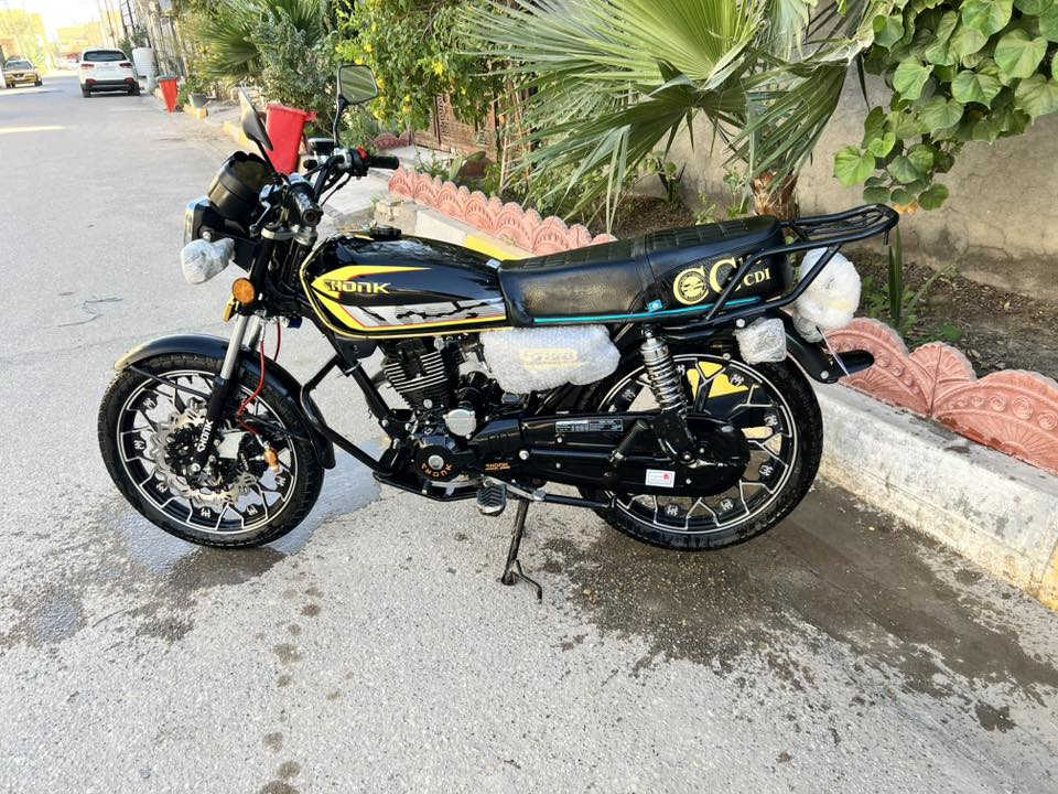 سيفان 2025وراق سكنر وياله عنكبوت دراجه بصمه مكينه ٢٠٠دراجه اي نقص مابيها دراجه زيرو تحكم عن بعد دشبول الكتروني 
سعر 825 وبيها مجال للشراي 
مكاني ناصريه مركز()📞📞***********
