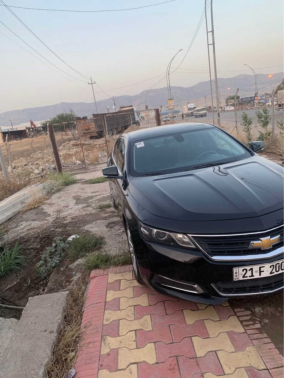 شۆفلێت ئیمپالا 2017 LT 
V6 3.6 کوشن جلد ناو ڕەش شاشە گەورە ڕەشی قەتران  سەیارەکە زۆر پاک و جوان ماوەتەوە بۆیاخی نییە و چەند شوختێکی هەیە و یەک پەڵە سارد 130  هەزار میل ڕۆشتووە لە سڵمانیم  ژم. *********** السليمانية, العراق
