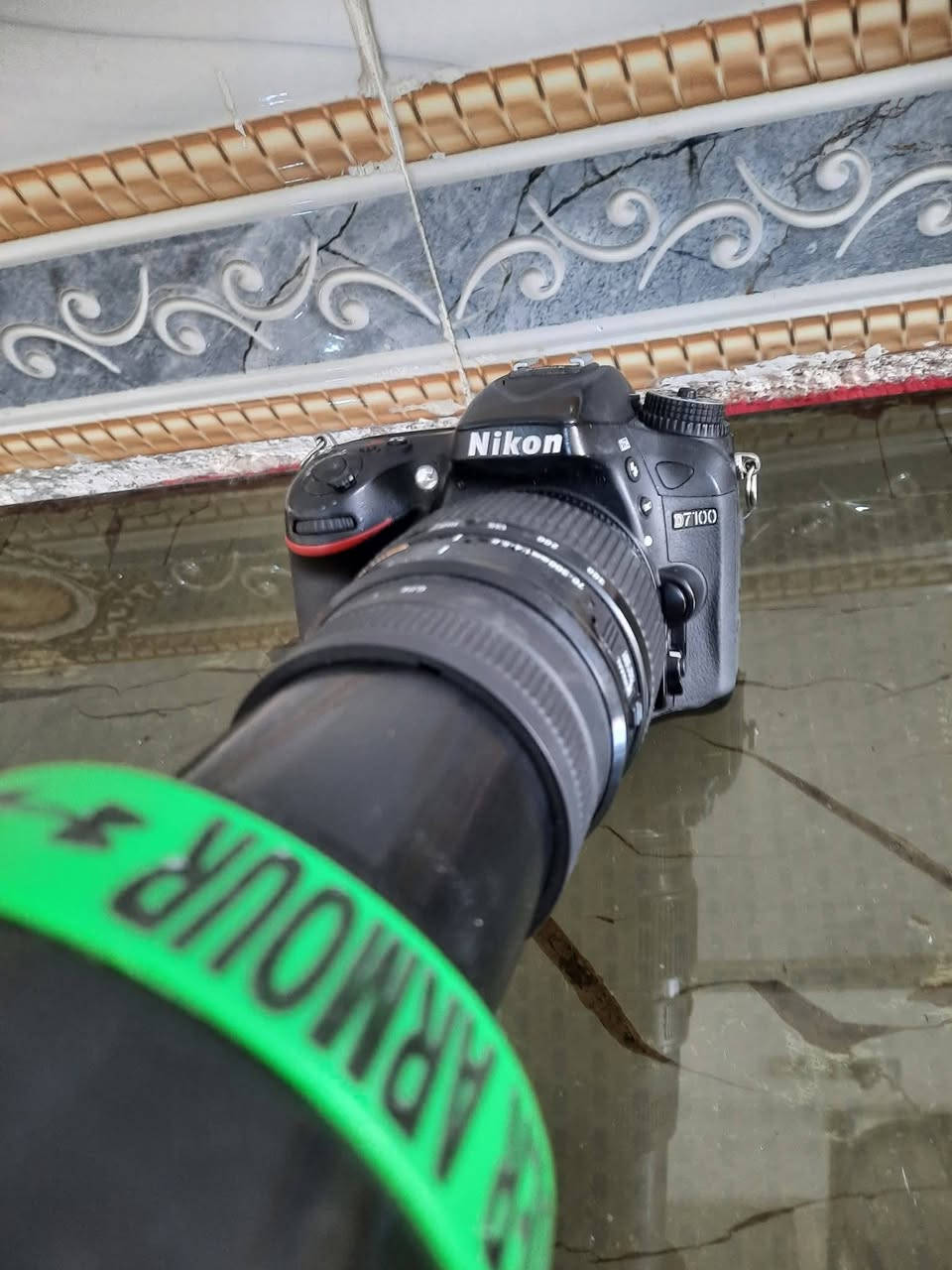 سلام عليكم كامره نيكون 7100 فول نظافه كامل ملحقات لاصليه زوم رياظي 75 300 هود شاحنه بطاريه جنطه كبيل نقل صور  يوجد توصيل جميع المحافظات العراق اتصال ***********
