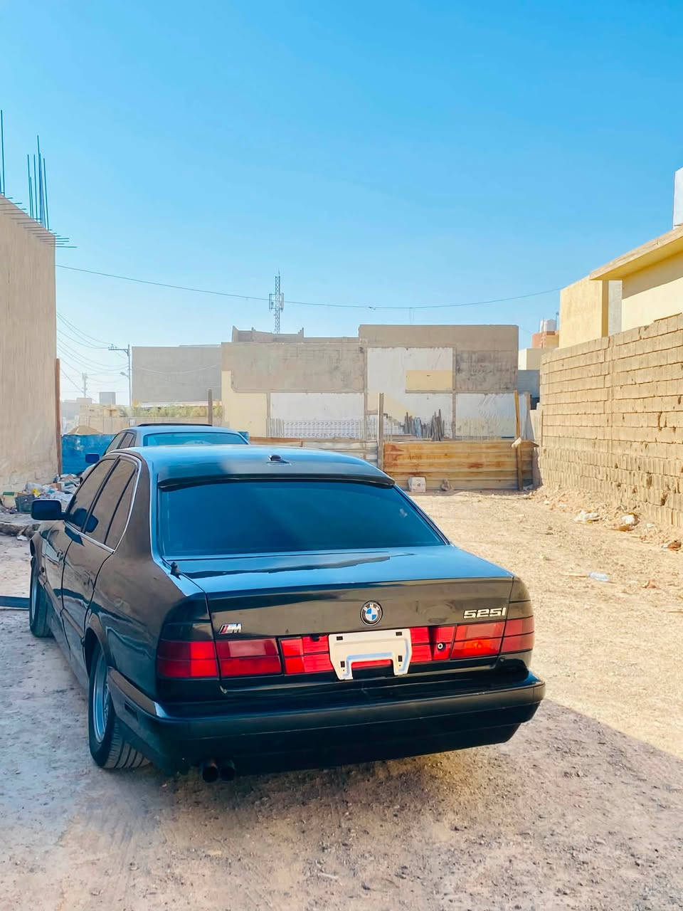 سلام عليكم بيئم 525 موديل 1992رقم نكليزي نينوه سنويه لحد 30سياره كير عادي
جوم ٤ كهرباء  ماعندي ماسنجر بس واتساب وتصال

دبل يرباك 

شاشه وكامره وعليه دمام ب جنطه 

سنتر لك 

كشنات جلد شخط مابيهن 

محرك كير صدر كله شرط 

منضومه زنون 

سياره عليه ادامه كامله ونضيفه وحلوه تجي وتشوف بعينك 🦅مكان تكريت شراي يخابر واني خادم ***********
