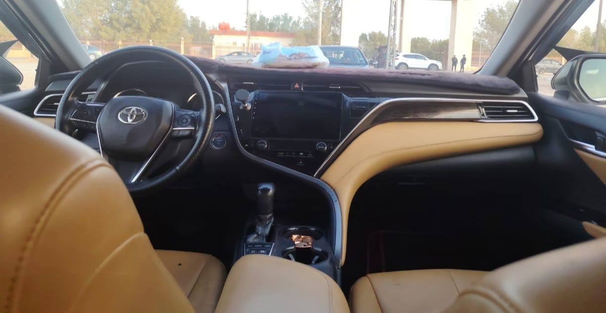 السلام عليكم 
  كامري تكسي دبي  موديل2020 مسجل 2022مصبوغه عام تغير لون رقم بغداد دولي جديد بدون ضرر فقط تبديل باب السايق سرقه 
كير محرك تبريد تايرات بطاريات كلا شرط 
السعر 132 بيه مجال شي قليل 
العنوان صلاح الدين تكريت 
رقم ***********
