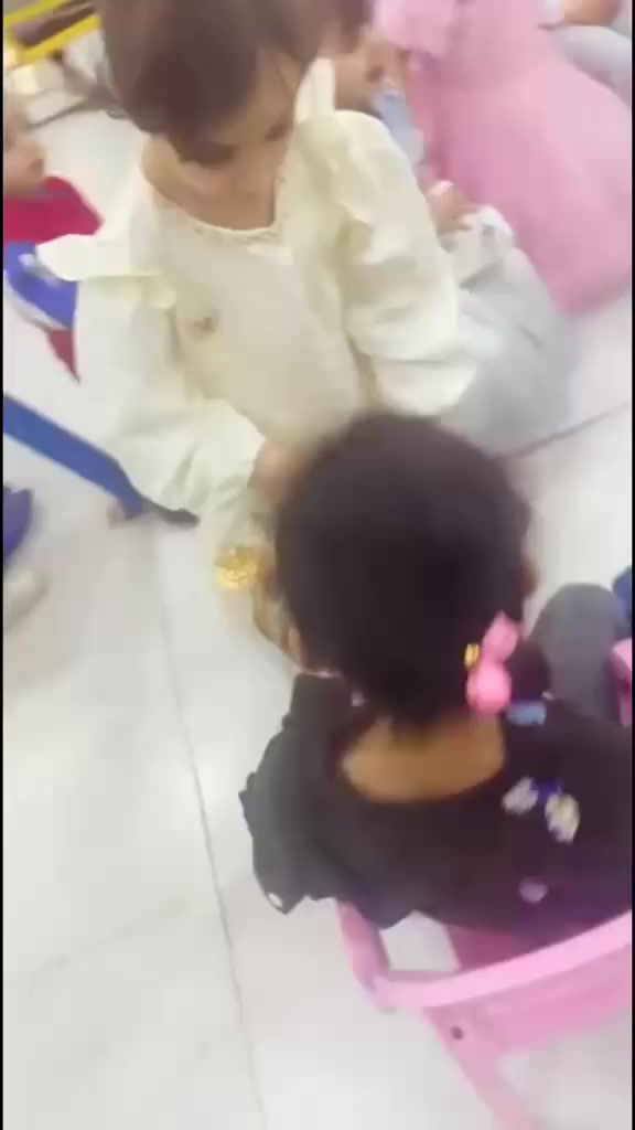 العيييد بعيييد بشوفتكم يا حلوووين ربي يحفظكم ويسعدكم يارب العالمين 
احتفلنا بمناسبه العيد السعيد في روضتنا الجميله 
*** براعم الزهور ***
للاستفسار والتواصل/***********
عنوانا الشارع العام مقابل أفران صمون الرحمن ويتوفر خطوط نقل لجميع المناطق المجاورة
