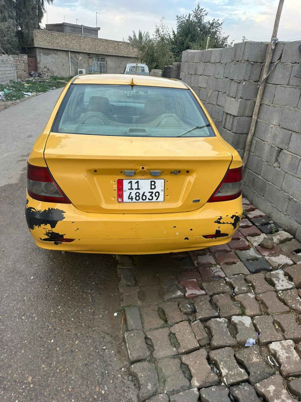 بي واي دي F3 موديل ٢٠١١ للبيع  سيارة مصبوغه عام للجمالية شرط كير محرك مكفولات تبريد نقص كمبريسر  فقط تايرات نص عمر سيارة ب اسمي تحويل ثاني يوم هية ومرور تاخذ جاهز مني عنواني بغداد التاجي قرب جسر الدوار السعر ٤٢ وبية مجال اتصل وبيك خير ودلل ٠٧٧٢ ٢٥٩ ٠٤٢٥
