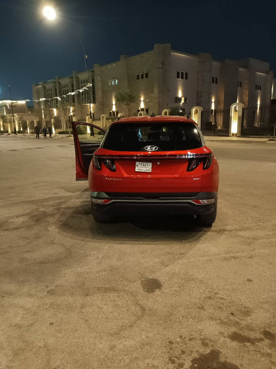 سلام عليكم توكسان 2023 أمريكي بلا رقم 
صبغ فقط بنيد 
مواصفات السياره 
كشانات جلد 
تحكمات مقود
جنطه كهربائي 
كشن كهربائي
رادارات جميع الجوانب 
فتحة سقف 
ثلاث انضمة قيادة 🚗
عداد شاشه ايباد 
شاشه تبريد لمس 
شحن 🔋⚡واير ليس 
وبقية المواصفات المعروفة 
السعر 182 مع مجال 
كربلاء


**إذا كنت صاحب هذا الإعلان وتريد حذفه لأي سبب، رجاءا أرسل رسالة إلى الدعم الفني**