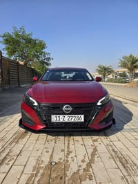 التيما 2024 SL فووول اعلى شي AWD شاشه كبيره وايرليس ابل كار بلي واندرو...