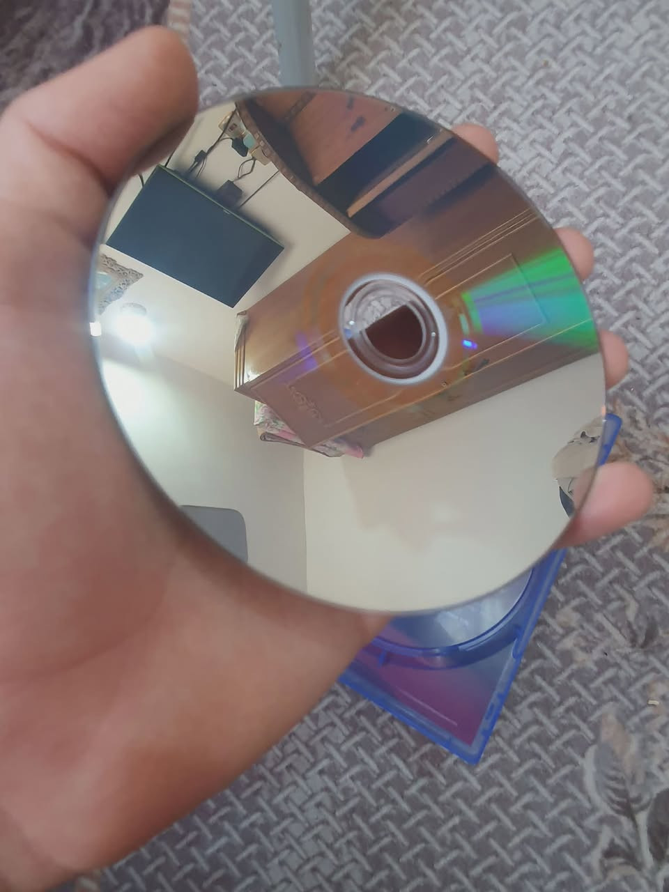 ريديد 2 نظيف جدا اشتريته جديد لعبت شهر وتركته القرص جديد مابي شخط ولا ضرر السعر 25 الف وبي مجال مكاني كربلاء قرب مرقد الحر قرب مركز الشرطه


**إذا كنت صاحب هذا الإعلان وتريد حذفه لأي سبب، رجاءا أرسل رسالة إلى الدعم الفني**