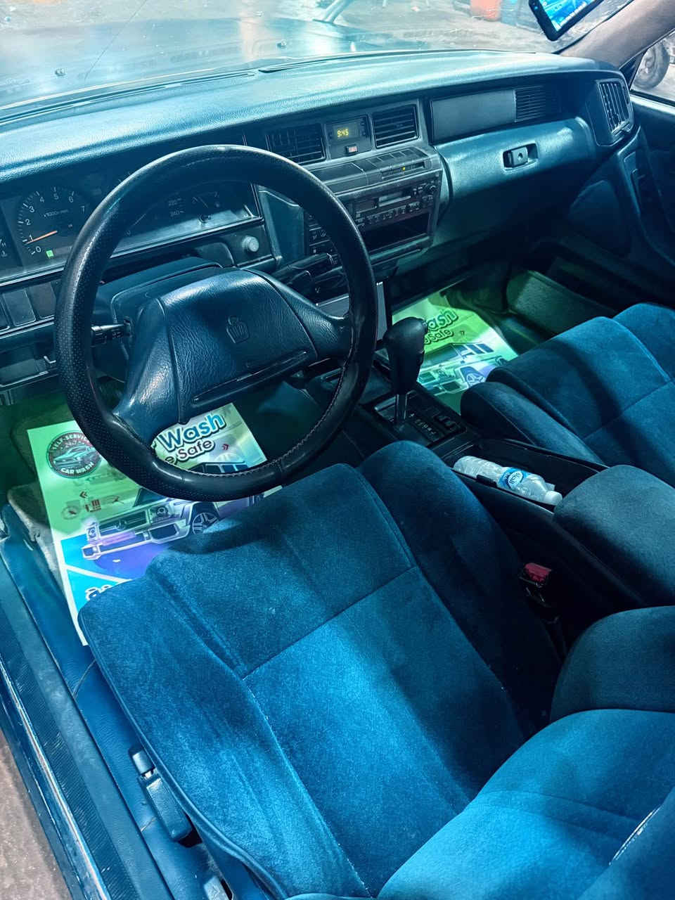 كراون سيدان 1991
تبريد فول
تخم تاير 
محرك ونجي
اكسن 3 قطع
كهربائيات كاملة 
لايت زنون
مداور مباشر
رقم ذي قار 
السيارة جاهزة من كلشي ما عدى اثار جراد بالبدي
للاستفسار
***********
82$ سوق الشيوخ, ذي قار
