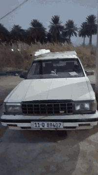 سوبر موديل 85 لو ابيض رقم بغداد انكليزي. هزه جديده سنويه لغاية 2030  مكينه وگير بطه 3000  مكفولات  
السياره بأسمي   تحويل مباشر  مكانها بغداد ورقمها بغداد 
اتصال (( *********** )).  عارضها ٢٨ ورقه مال بيع.
