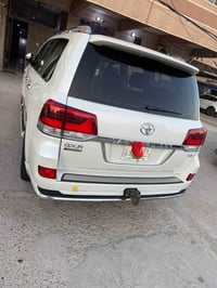 #مكلف_بالنشر  #مكلف_بالنشر السلام عليكم للبيع تويوتا لاندكروز 2020  رق...