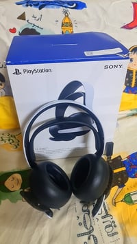 سماعة بلي 5 • سوني اصلية • استعمال قليل