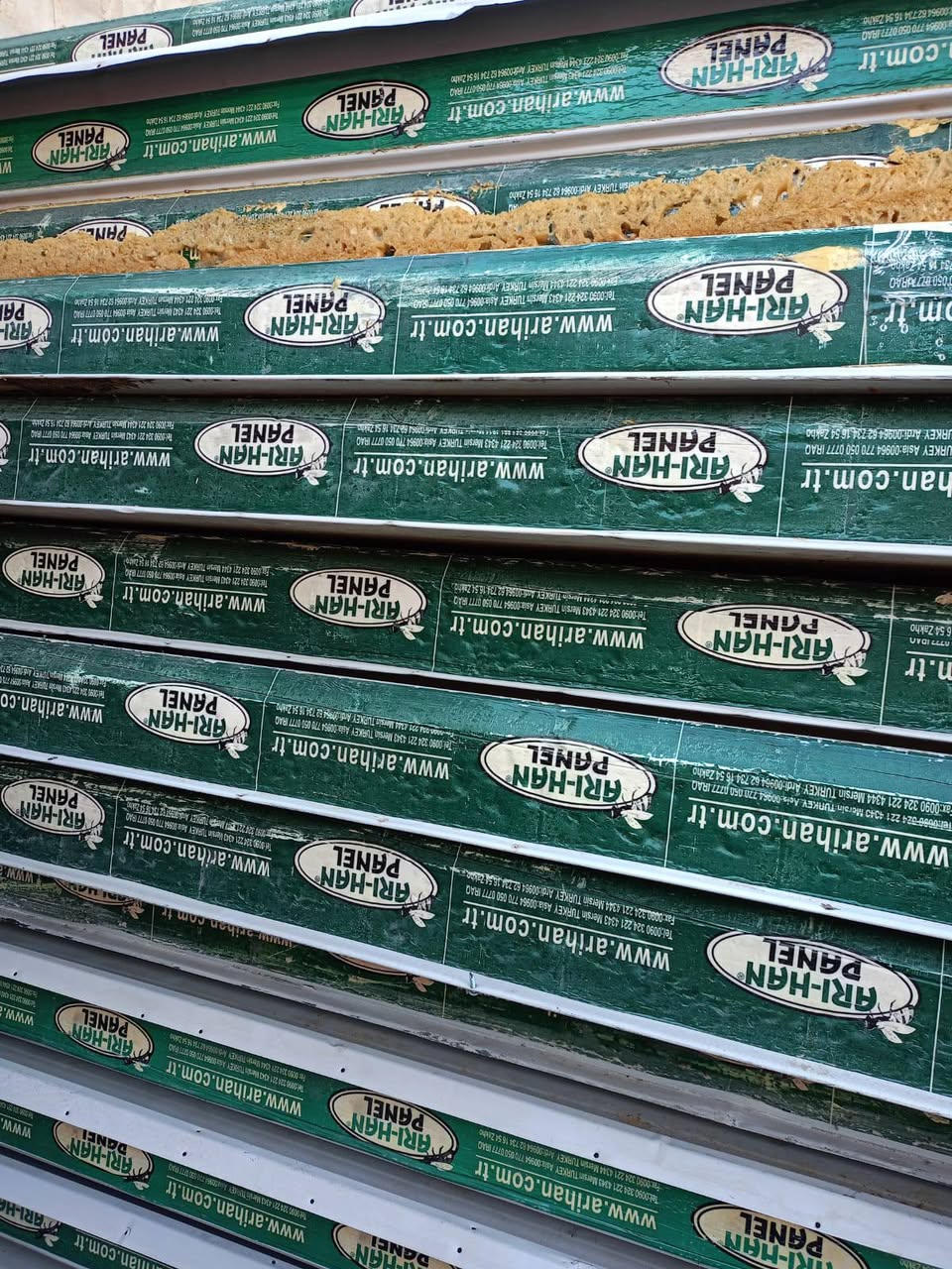 سندويج 10 سنتيم سمك تركي
عندي الف متر بيهن جداري وبيهن سقفي 
مستعمل ونضيف 

المتر 15 الف 
واذا شلعه كاملة احسبهن بسعر مناسب 

***********

مكاني كربلاء الامن الداخلي
