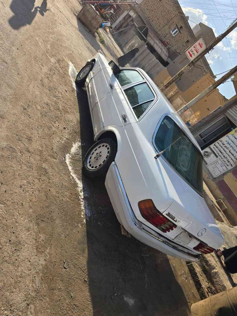 سلام عليكم مارسدس راسي البيع مديل 91مكينه كير حدايه جاهز كله شغل بيه تبريد قواعد سلامت سياره جاهزه مكاني قضاء الرفاعي سعر 42وبيه مجال لشراي يتصل وبيه خير ودلل 
***********
***********
