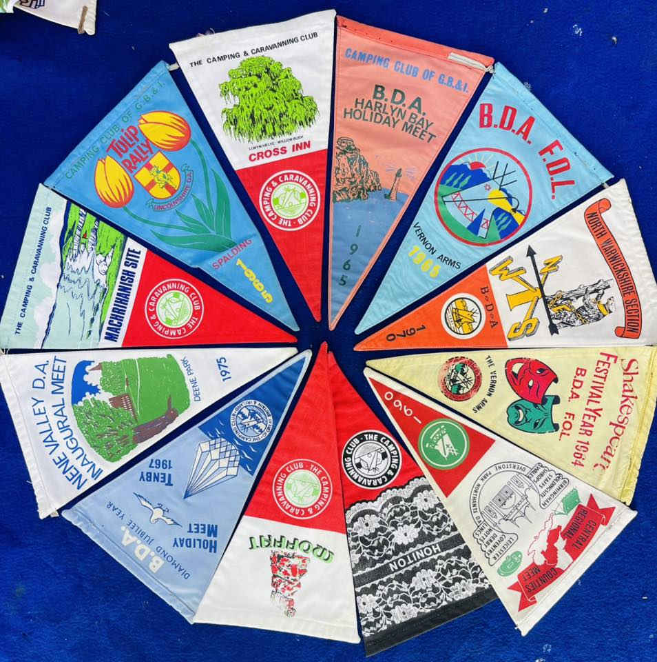 دخول جديد اعلام مثلثة اصلية 👌
كماليات الكاصد للسيارات
***********
