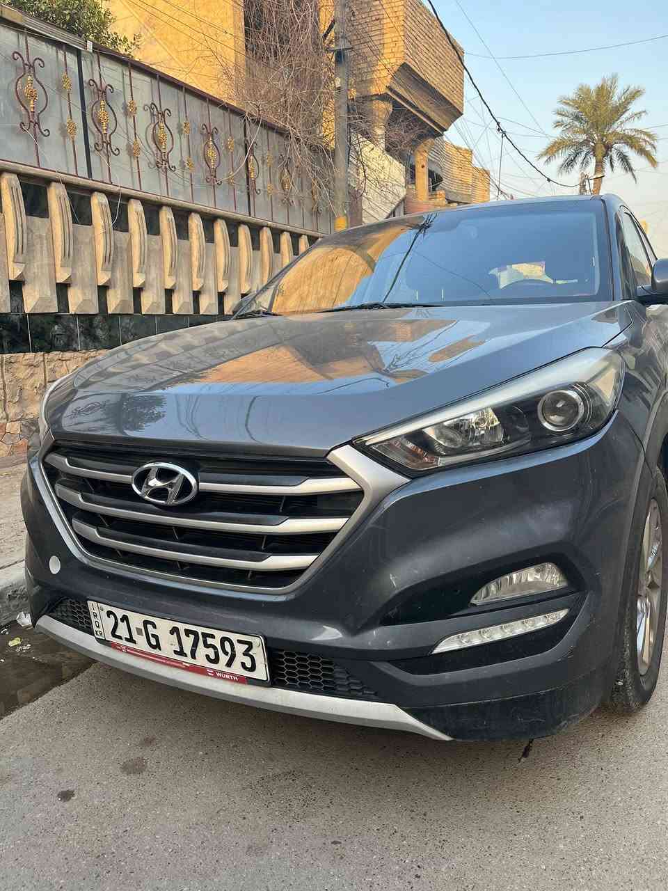 السلام عليكم توسان موديل 17 وراد امريكي حادث جنطة ماشية 146mi السعر المطلوب 140 اخوان اني مكلف بنشر اليريد معلومات اكثر يتصل على صاحب السيارة ***********
