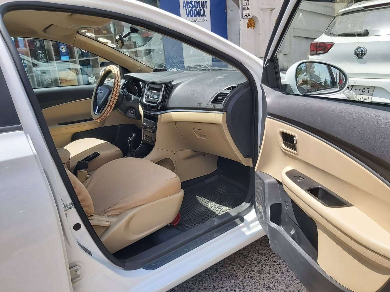 شيري موديل 2019 مكفول كفاله عامه ماشيه 116 ألف السعر 83 ورقه العنوان موصل برطله شرط التحويل والغرامات السياره جديده *********** كورك ***********
