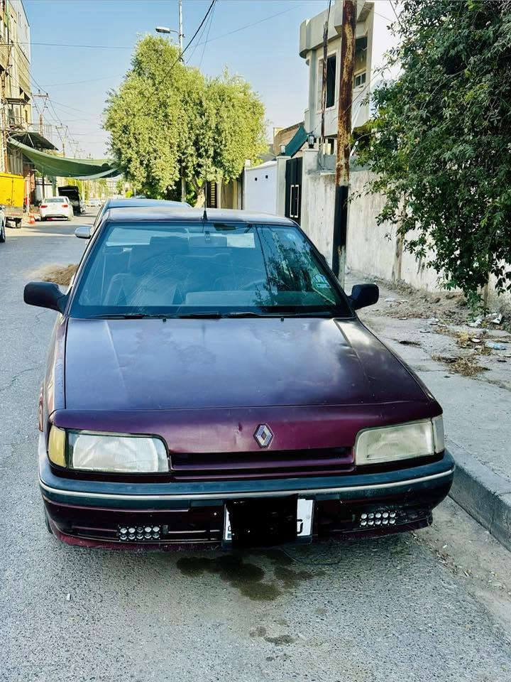 للبيع رينو موديل 1991 بدون صبغ رقم جديد مسطره سنويه جديده محرك صرف ونفخ كير شرط الكهربائيات شغاله السعر 18 بيها مجال التواصل على
***********
