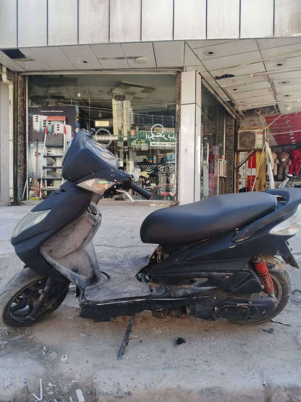 سلام عليكم دراجه سكنس فحل للبيع مكاني بغداد شعب فلكه صباح الخياط   ***********      سعر خاص او تصل عله الرقم
