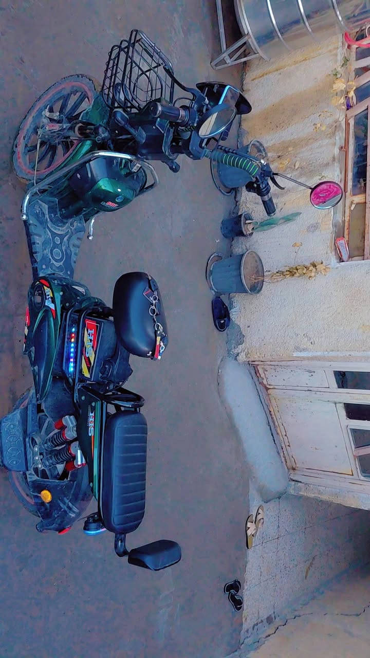 السلام عليكم دراجه شحن للبيع مكني بغداد الشعب ***********
