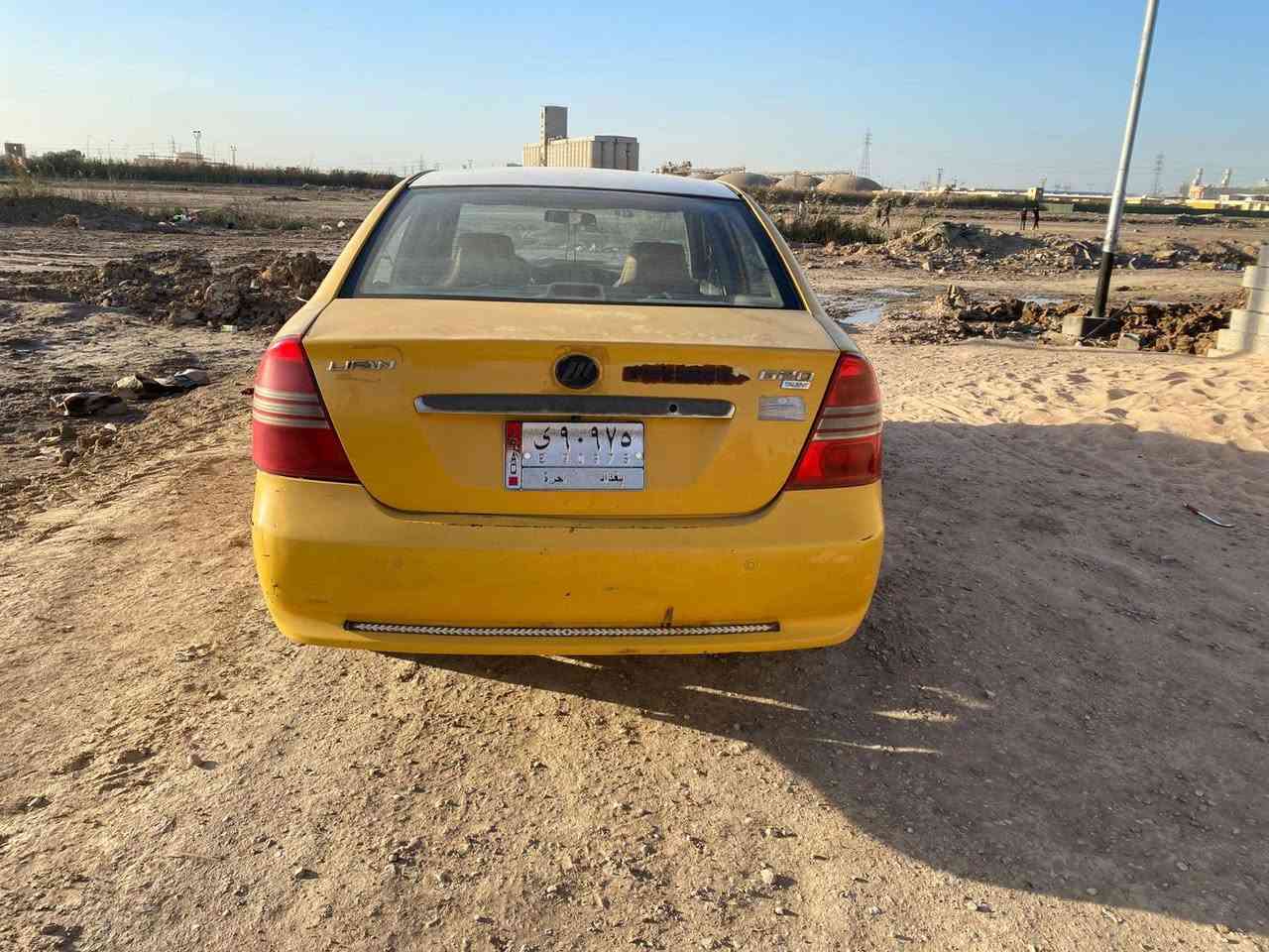 سلام عليكم عندي ليفان ١٣ كير ومكينه وتبريد كورله ففتي كامره وشاشه مصفره من كلشي للبيع اسعر ٤٥ ورقه اتصل ***********
