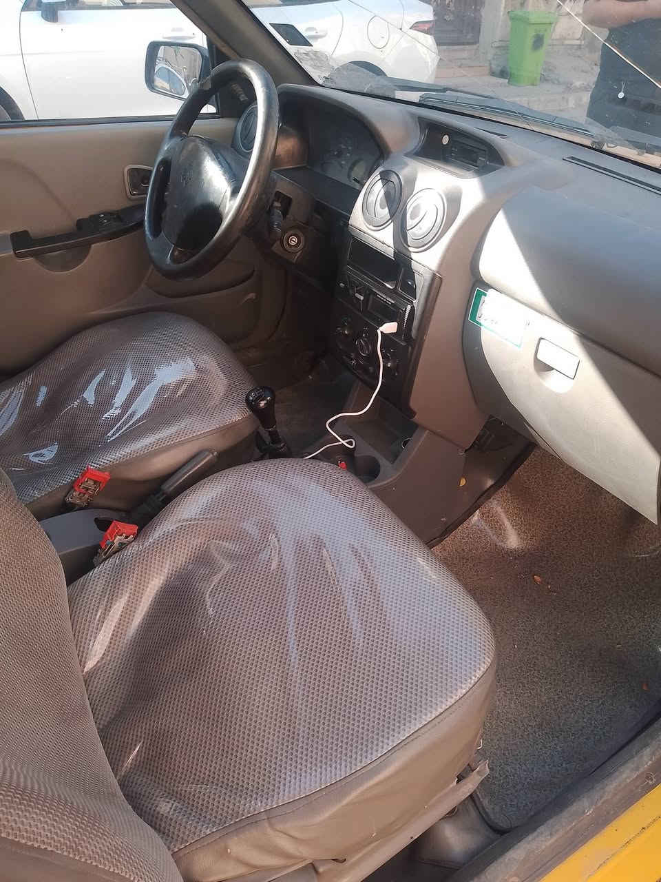 السلام عليكم سايبه 11 رقم انكليزي كير ومكينه خير من الله لا تنقيص ولا تبخير سياره جاهزه فقط مشط استيرن 
***********
