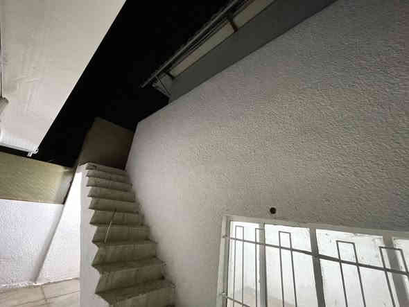 للبيع مساحه 200م /في منطقه حي التجار
شارع الأسواق المركزيه الفراغ المقابل جامع الرسول
الواجه 6.66م النزال 30
الطابق الأرضي 
حديقه +كراج + مطبخ +خدمات +غرفه نوم
الطابق الاول 
3غرف نوم + خدمات
الطابق الثاني 
بيتونه + سطح
السعر 400مليون مع المجال
للاستفسار اكثر اتصال بالرقم او مراجعه مكتب الجوهره للوساطة العقارية الكائن في شارع الكنيسه
***********
