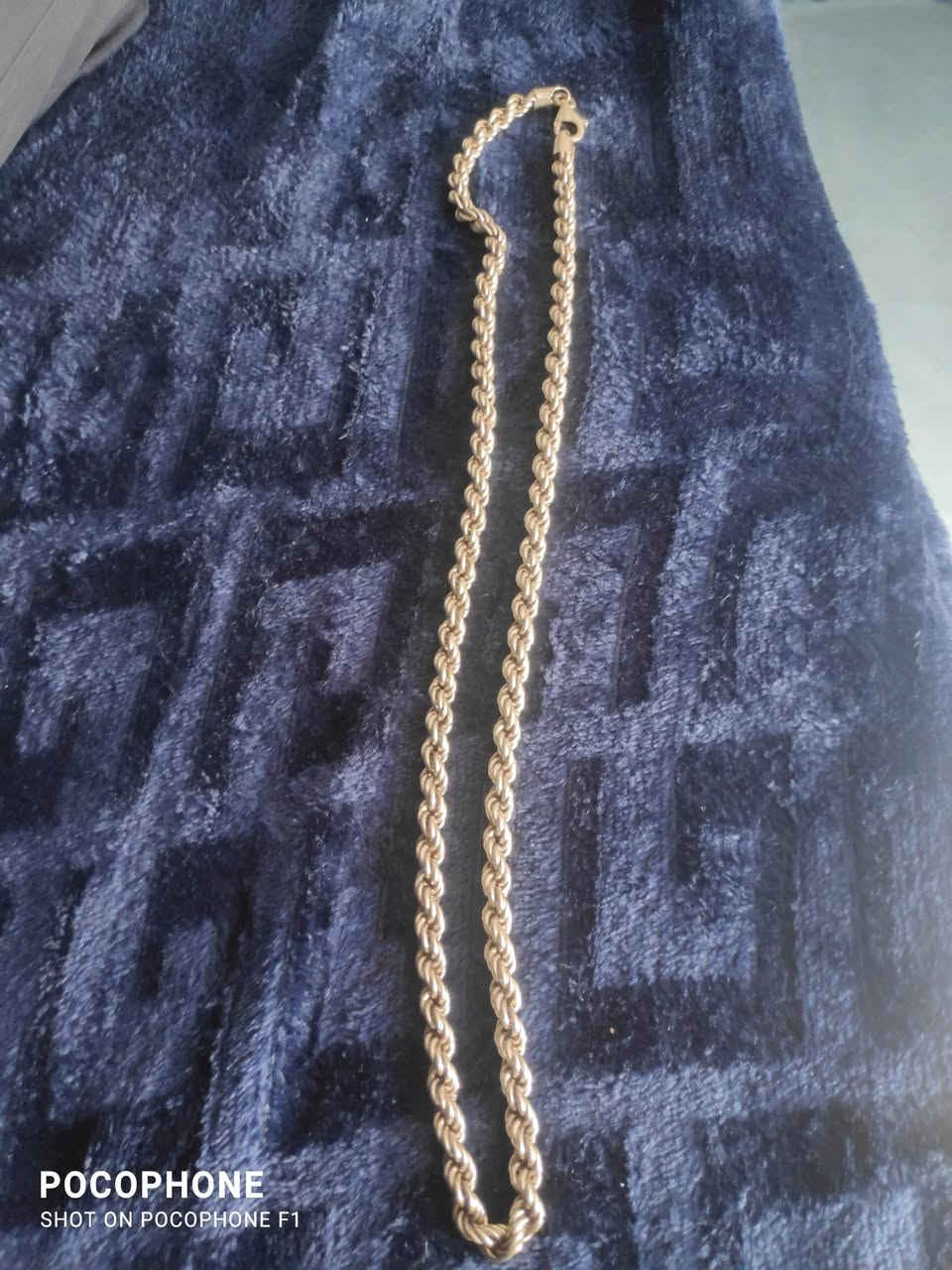 زنجيل لوي
39غ
سعر الغرام 4ونص
(قفل )
بغداد 
***********
