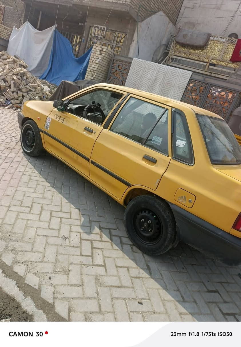 سلام عليكم سايبه مديل 2013 سياره خير من الله مكفولة من ضربه شواصي نضيفه محرك بي لا ستيك وألف لا تنقيص ولا تبخير كير مكفول سياره جاهزه  سياره بسمي هيه و غرامات مصفره مكاني بغداد مدينة الصدر هاذ رقم غير متواجد عل فيس ***********
