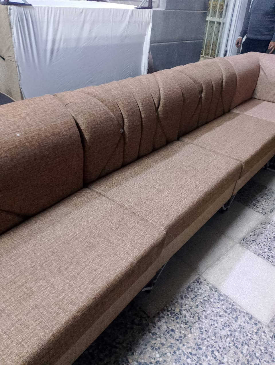 اسلام عليكم ديوان 11مقعد جديد غير مستعمل تسكام كله بلوك اسود وسفنج مميز اولا مكاني  حله نادر الثانيه عله الخدمي ***********واتساب
