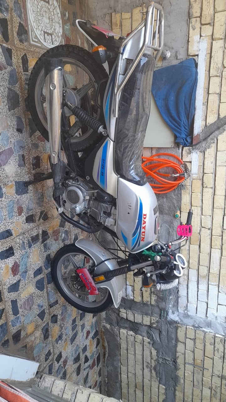 سلام عليكم دراجه للبيع دايون مديل 18 اوراق اصوليه السعر 800 وبيه مجال رقمي ***********. مكاني كربلاء القدس
