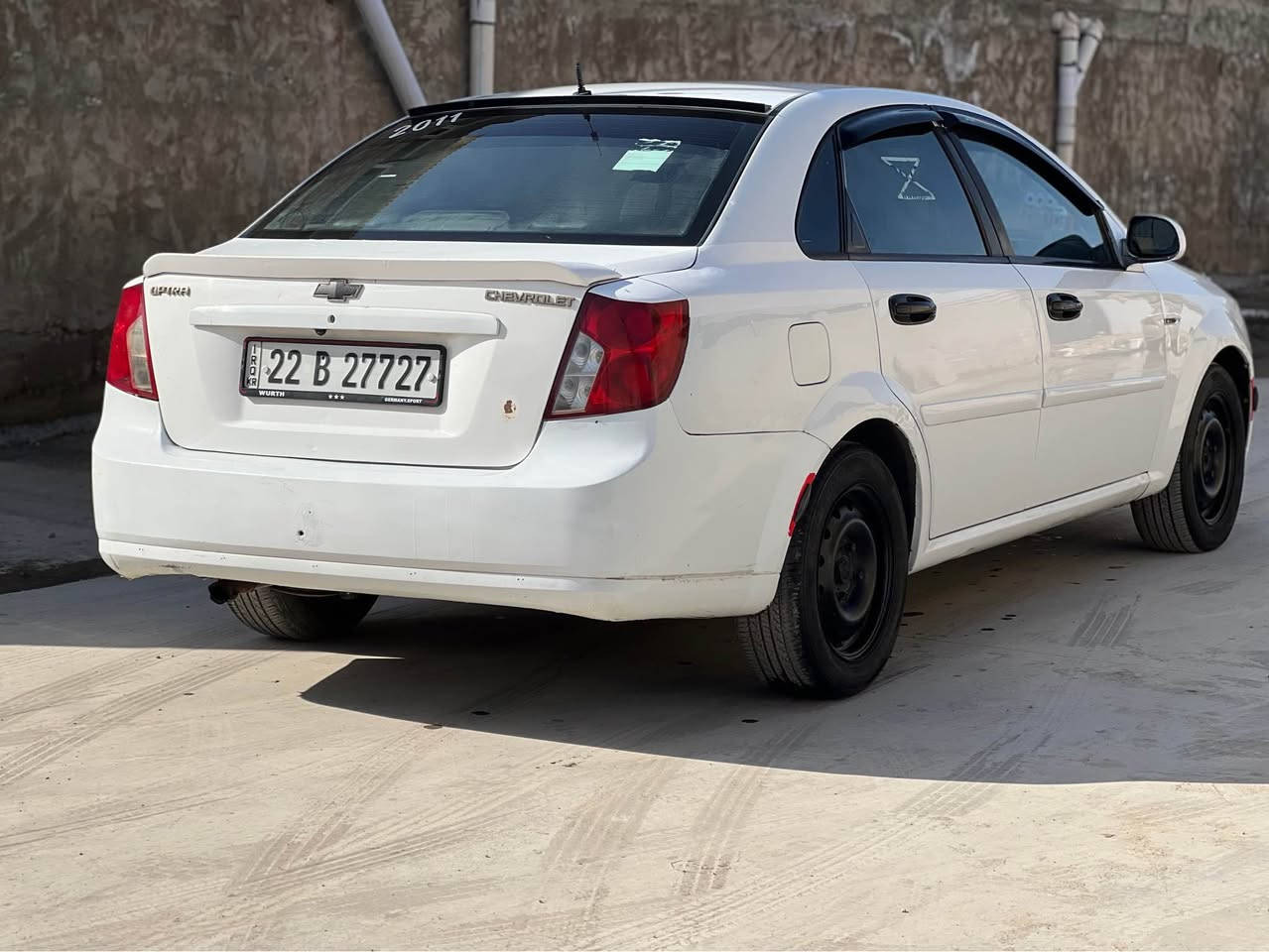 اوبترا موديل 2011 
سنويه جديد 
گير عادي 
سياره بس صندوق صبغ فقط
مكان سياره كركوك
بيه دفتر بنزين
***********
لايت عدسه زينون 
تايراته جديده
شراي يخابر 
سعر 72 $$ وه مجال كركوك, العراق
