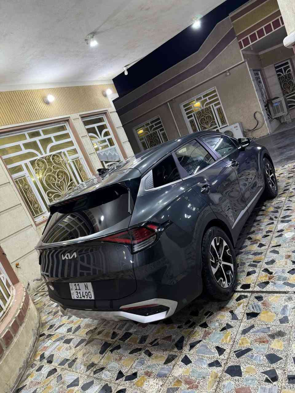 سلام عليكم
البيع سبورتج وارد امريكي

موديل 2024 رقم  بغداد نكليزي

فحص وهزه كله جديد 

ماشيه 37 

السياره كلين وصور في أمريكي

 موجوده في المنشور 

بس اكو شخط جدا بصيط 

في باب الخلفي جهت اليمين

المواصفات نص مواصفات

بصمه تشغيل وتفتيح 

تحكم ستيرن جهتين 

كرسي كهرباء

المقاعد جلد 

اريل فنديشن 

تبريد قطعتين بيانو

ويل كروم

كشنات حار

سايد بريك بصمه

شاشه حجم كبير 

كامره دواره 

بعد بيها هواي مواصفات 

السعر 210 $ بيها مجال بصيط 

العنوان بغداد جسر ديالى الجديد 

تقاطع 9 نيسان 

الاستفسار ***********

ابو محمد الشمري
