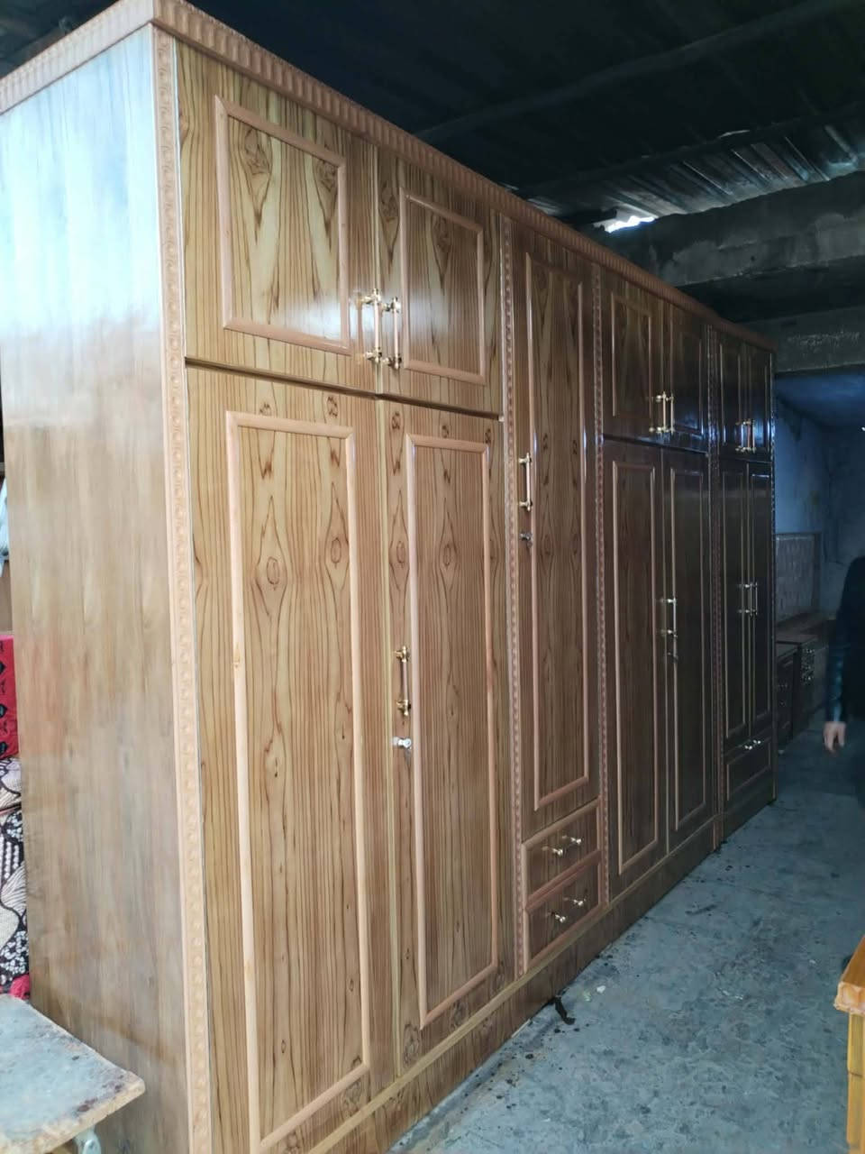 غرفه خمس ابواب ملحق جديده مامستعمله صاج عراقي فصال تركي عرض خاص السعر مليون او ميه قفل بدون معامله عنوان موصل باب جديد قرب نادي الفتوه ***********
