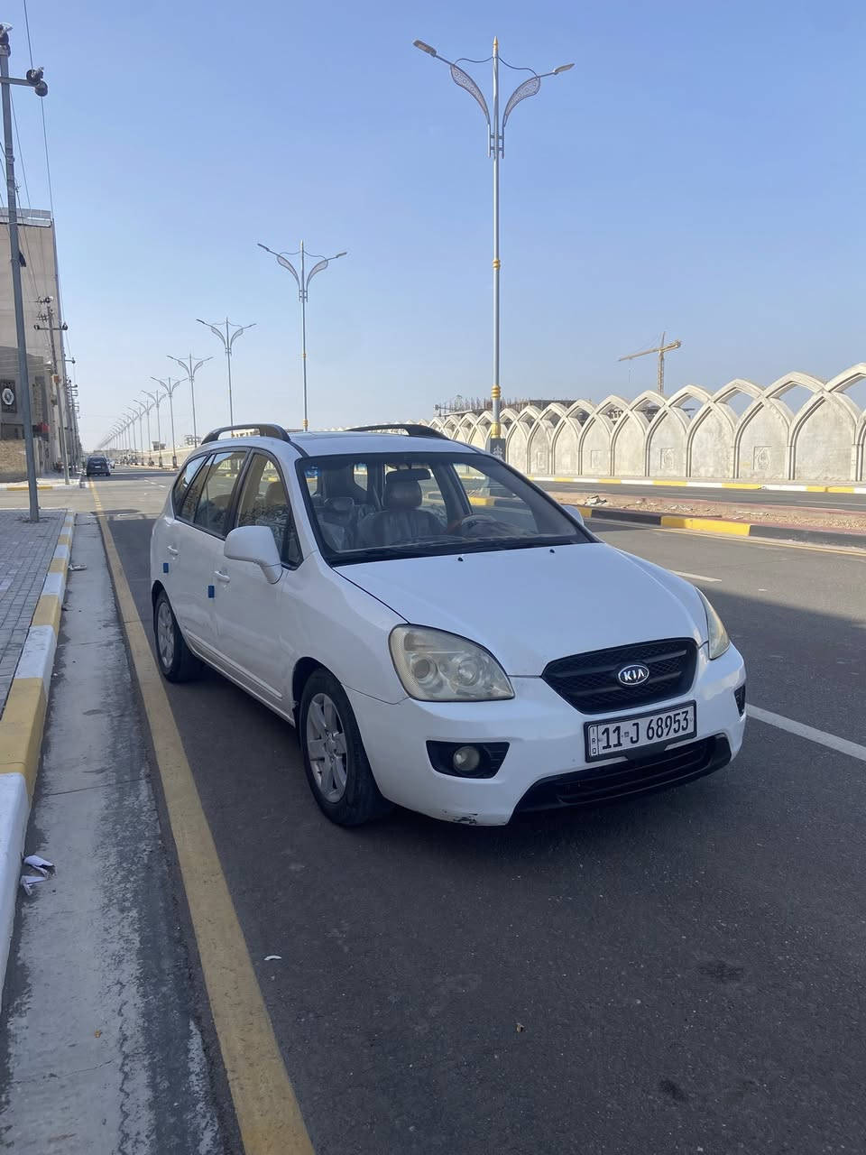 السلام عليكم كيا كارنز 2009خليجي فول مواصفات  شاشه فتحه 7راكب بيه چاملغ المامي صبغ والباقي كفاله رقم بغداد دولي كامره خلفيه دواره السياره جديده تبريد تدفئه شغاله السياره مابيه نقص برغي السعر 110 العنوان كربلاء للستفسار ***********
