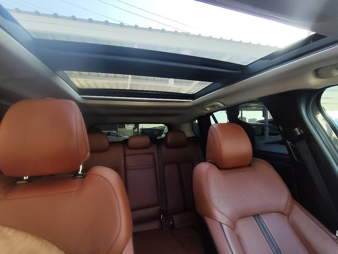 مازدا cx50 merdian edition  تۆڕبۆ
یەک چەمەلەغی بۆیاخە لەگەڵ پەڵەیەکی درگا بێ ناوگرتن 
32 هەزار ڕۆشتووە سیرڤز کراوە
3 مانگ کاتی لەگەڵە
195 گەڵا و معامەلە 
***********
*********** السليمانية, العراق
