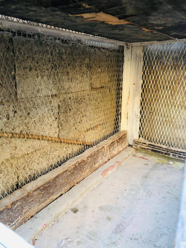 قفص للبيع طابقين وبيه تايرات من جوه قفص يدوي قوي لاتصال *********** أو علق وراسلك
