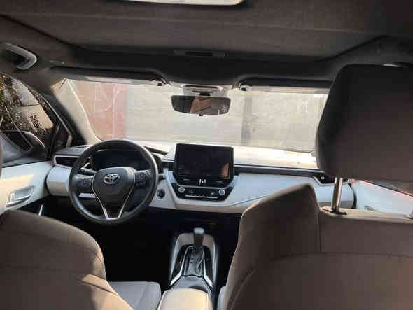 لسلام عليكم كورلا موديل 24 وارد امريكي  حادثهه فقط البنيد وصبغ فقط البنيد والباقي كفاله ماعده الباب الخلف السايق بيه بارد  السيارة فول مواصفات بصمه رادارات جانبيه واماميه وخلفيه وفتحه بل سكف   تحكمات ستيرن  دشبول لونين السياره ماشيه 12 الف   كير محرك صدر كله جديد بدون فتح السعر 155$  تحويل ثاني يوم رقم الهاتف ***********
