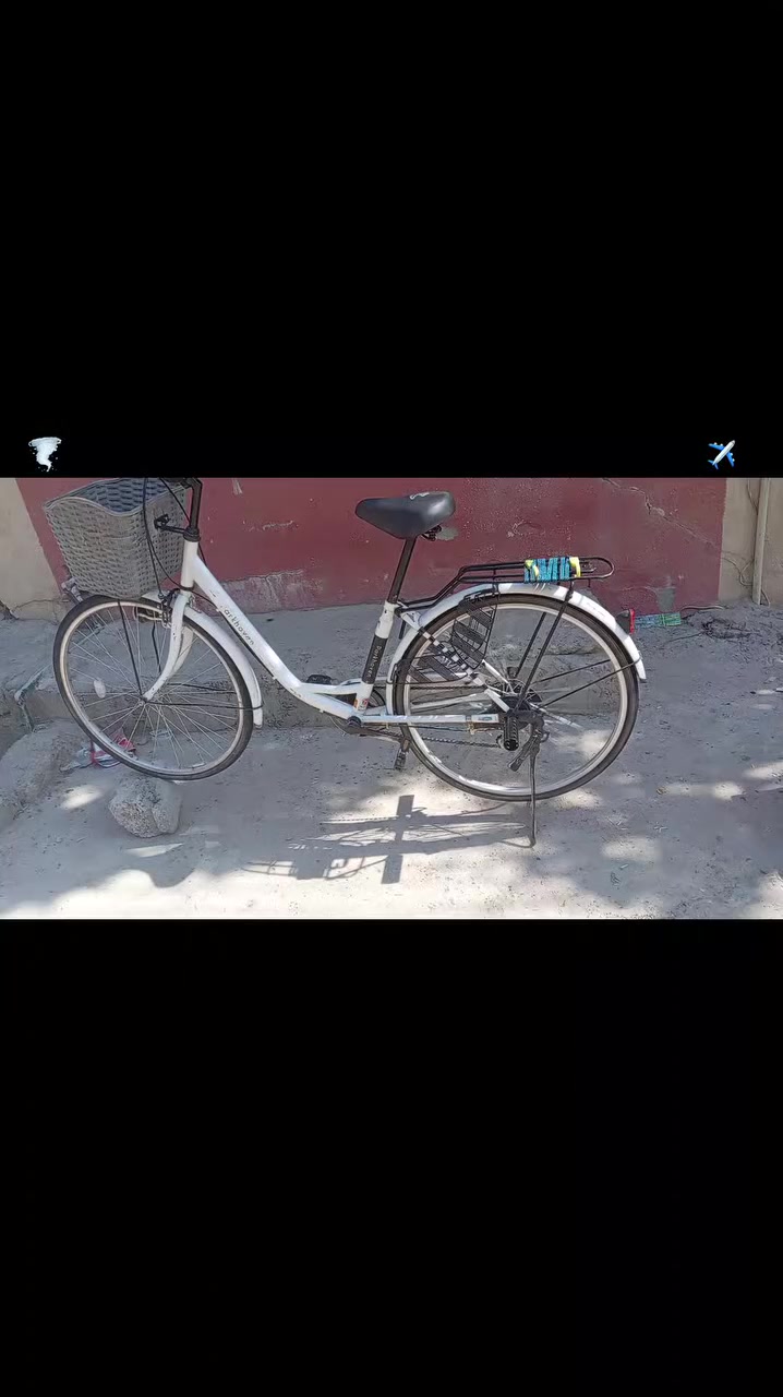 السلام عليكم ✋🏼.
بايسكل البيع حجم 26 نضيف حيل بريكات شغلات تايات جدد كير شغال حساس موديل 2016.. قيم السعر
✈️ 🌪️


**إذا كنت صاحب هذا الإعلان وتريد حذفه لأي سبب، رجاءا أرسل رسالة إلى الدعم الفني**