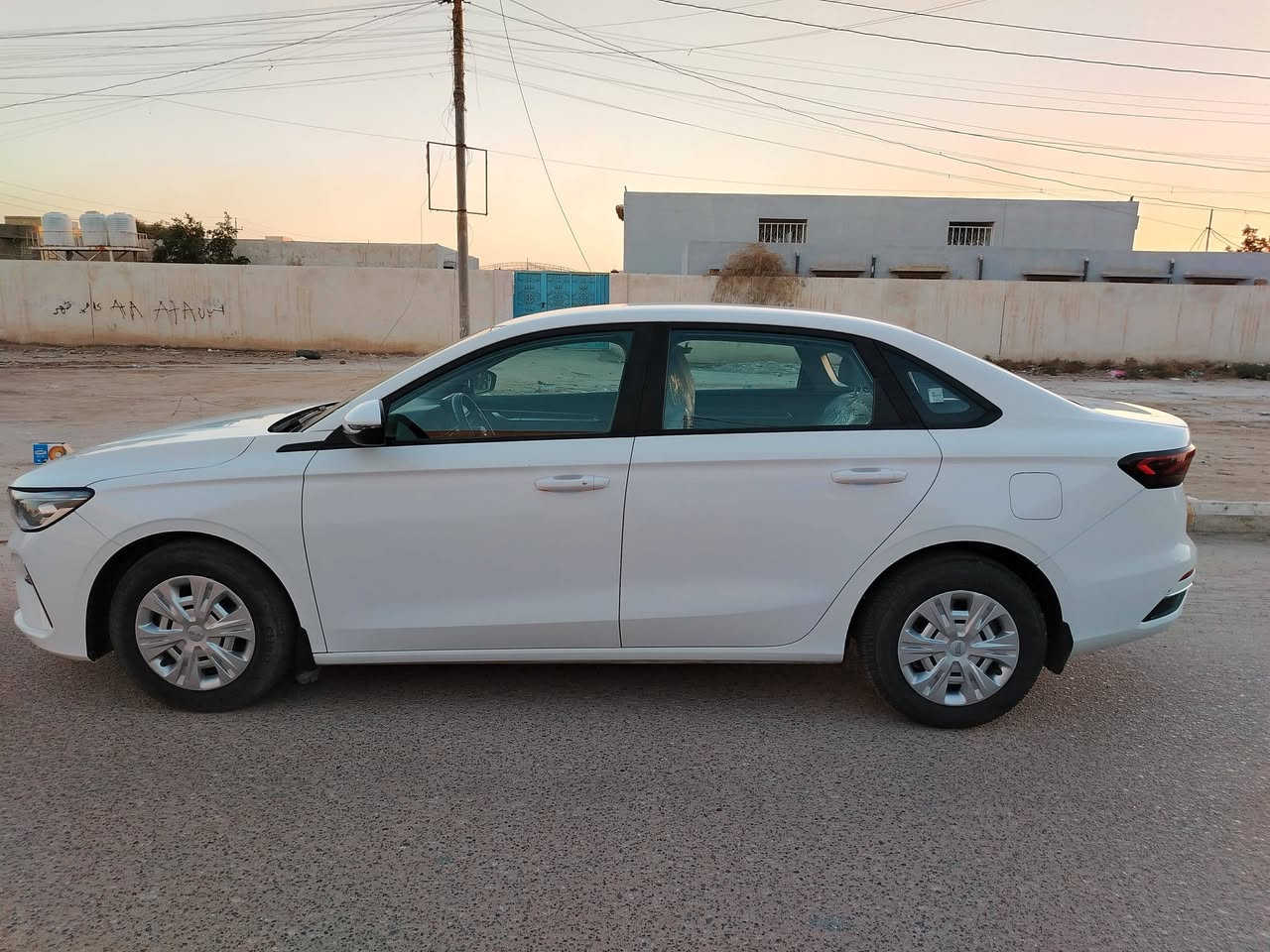 سلام عليكم جميعاً 
جلي ام اكراند موديل 2023 معوقين تصليح بارد في الجنطه وصبغ في البنيد السعر 110 وبيه مجال قليل اي استفسار *********** موجوده في ناصريه
