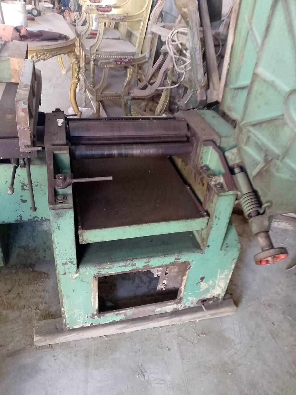 السلام عليكم مجموعه يطالي الفين وميتين السعر 3ملاين وربع وبيه مجال ويوجد منشار 900سيفه ومنشار 600سنتريو الاتصال عل رقم ***********العنوان بغداد متواجد عل الواتس اب بسب وعود الكاذبه اعاده النشر
